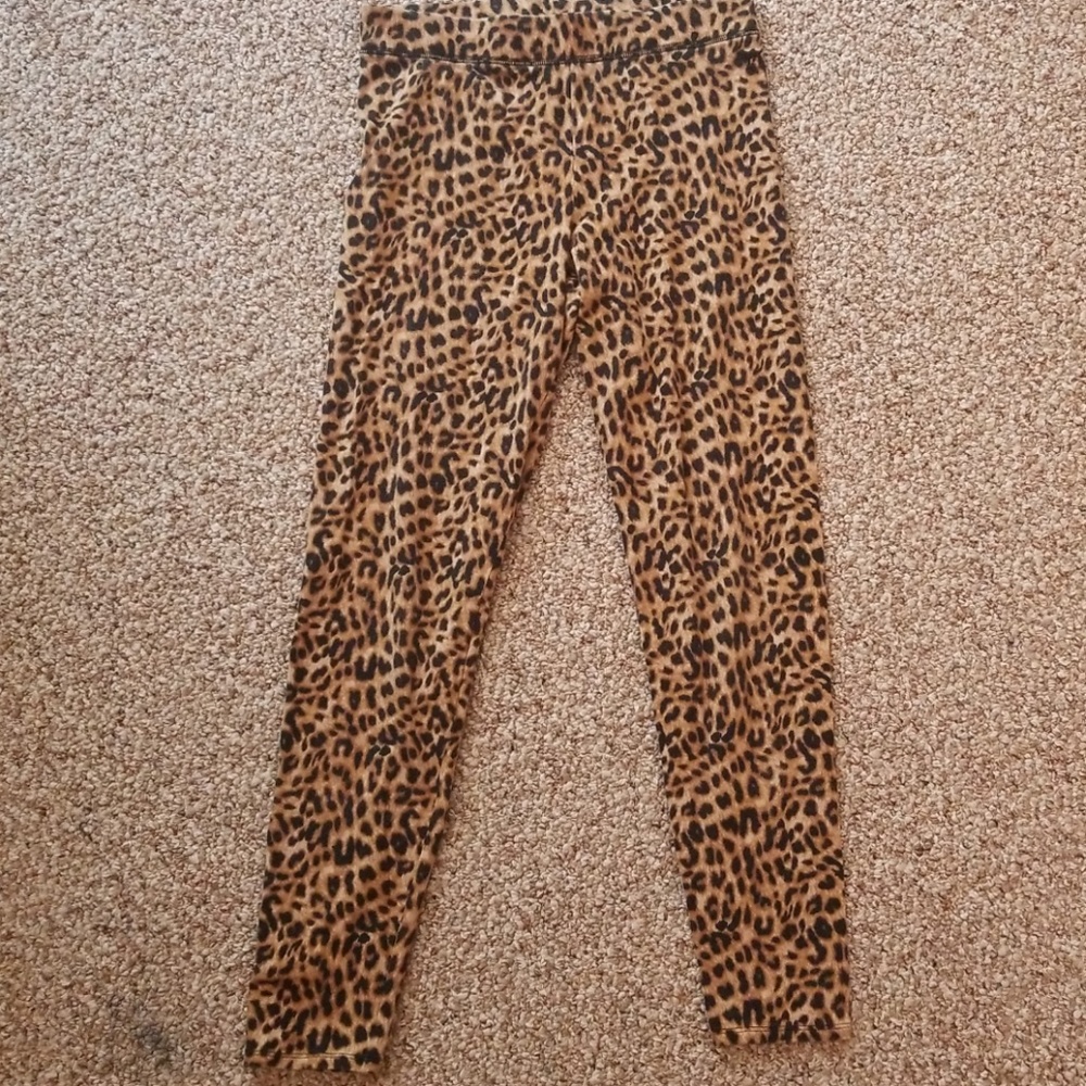 Victorias Secret Cheetah Print Leggings